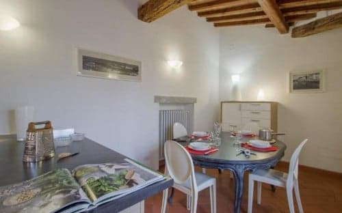 Lovely 2-bedroom apartment in Duomo - Gallery - 1