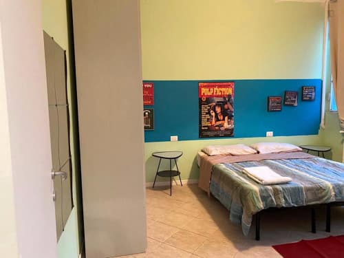 Big double room close to Università IULM - Gallery - 16