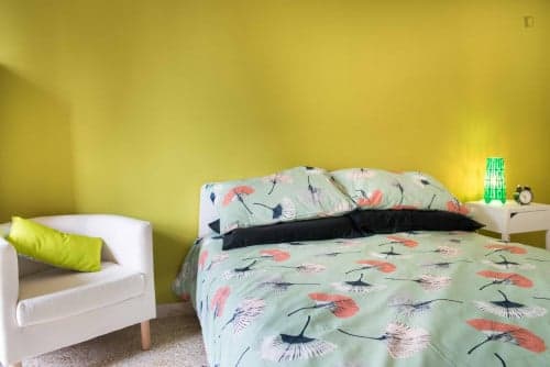 Luminous double bedroom in Nizza Millefonti - Gallery - 1