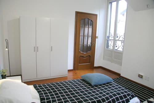 Single bedroom plenty of light in Turin - Gallery - 2
