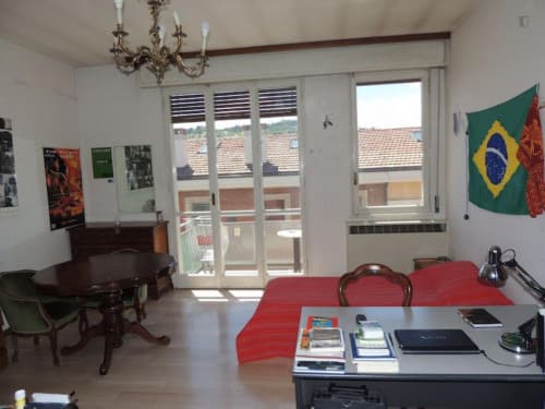 Bed in a twin bedroom close to Bologna city centre - Gallery - 1