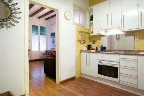 Welcoming 1-bedroom flat in El Raval - Gallery - 3