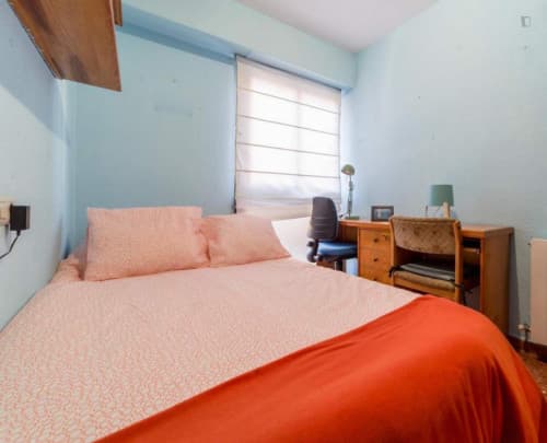 Beautiful double bedroom close to Oxford University Press España - Gallery - 1