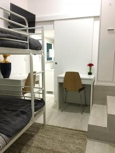 Cool studio next to Universidade de Coimbra - Gallery - 1