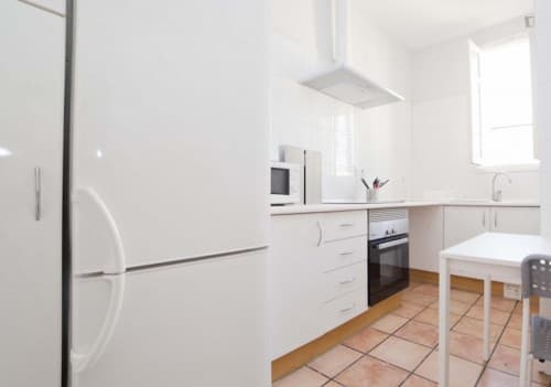 Pleasant double bedroom in a 5-bedroom flat, in La Gran Via - Gallery - 2