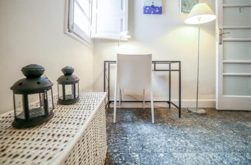 Inviting double bedroom in a 5-bedroom flat, in proximity to the Valencia Joaquín Sorolla train station - Gallery - 2