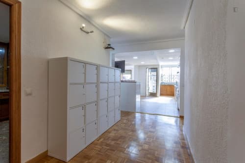 Modern and bright double bedroom in hip L'Amistat - Gallery - 2