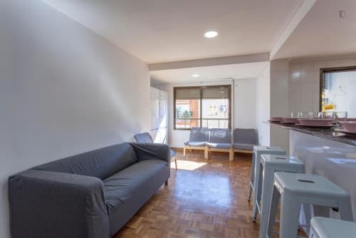 Modern and bright double bedroom in hip L'Amistat - Gallery - 17