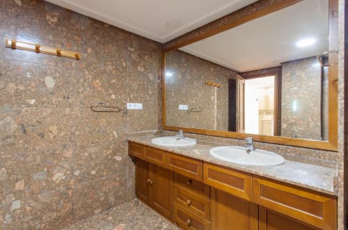 Modern and bright double bedroom in hip L'Amistat - Gallery - 5
